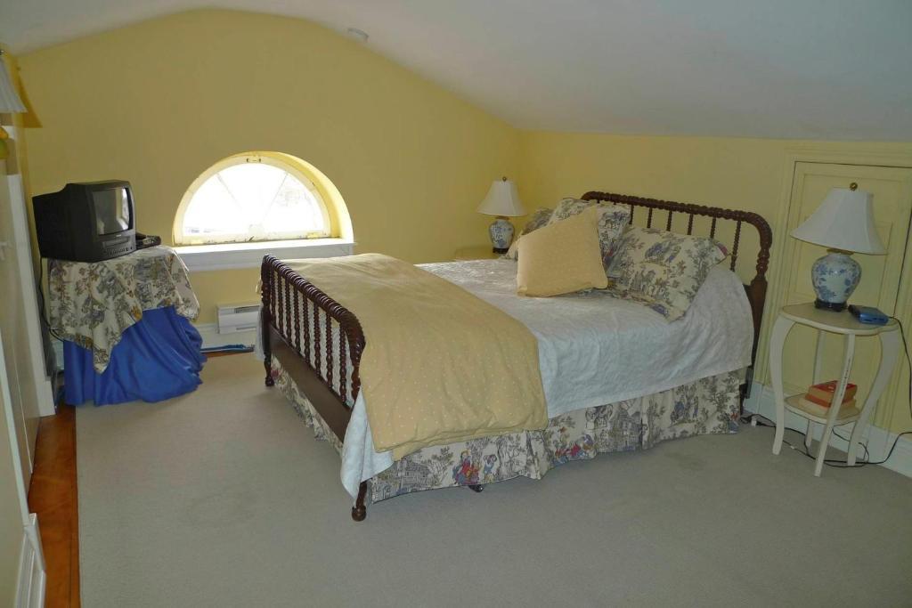 Bed and Breakfast Mackechnie House Кобург Номер фото